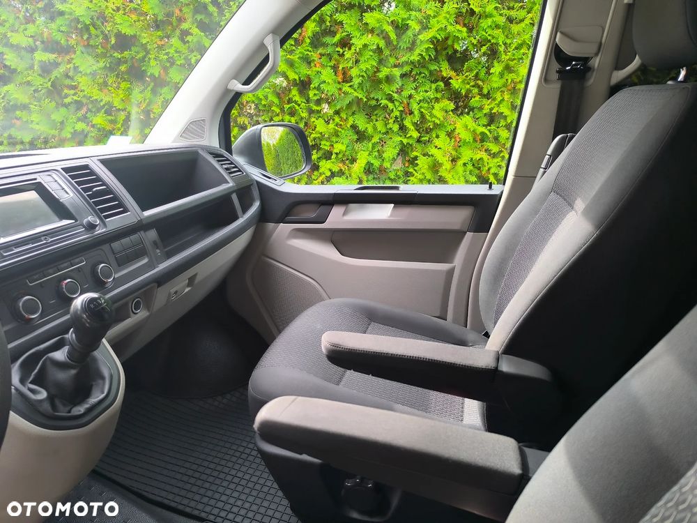 Volkswagen Caravelle 2.0 TDI L2 Comfortline - 16