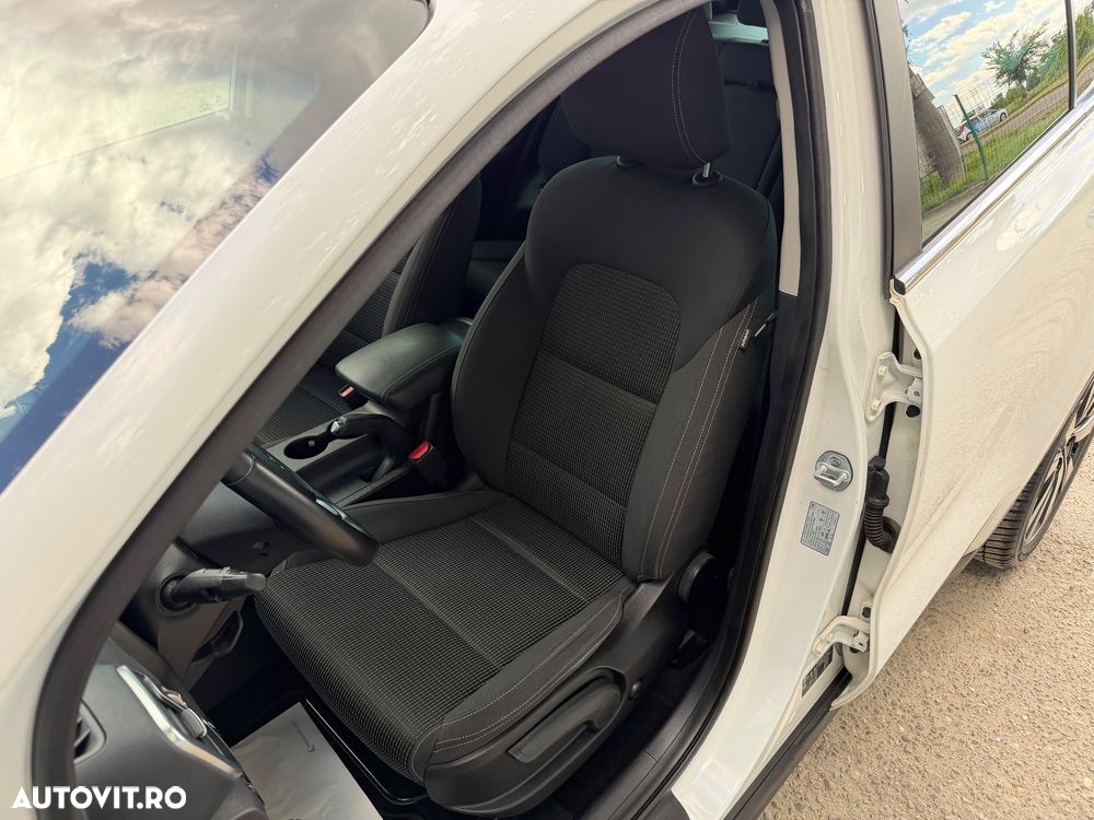 Kia Sportage 1.7 CRDI 2WD Attract - 14
