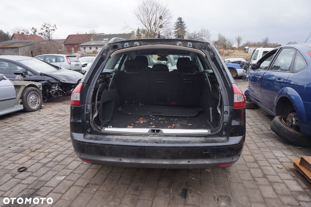 CITROEN C5 III X7 LIFT KOMBI 2011 KTVD 2.0 HDI DW10BTED4 140KM 20MB25 CZARNY na części - 4