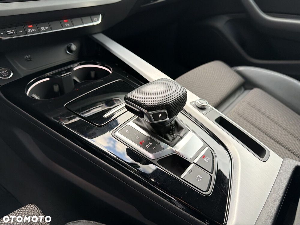 Audi A4 Avant 35 TFSI mHEV S Line S tronic - 22
