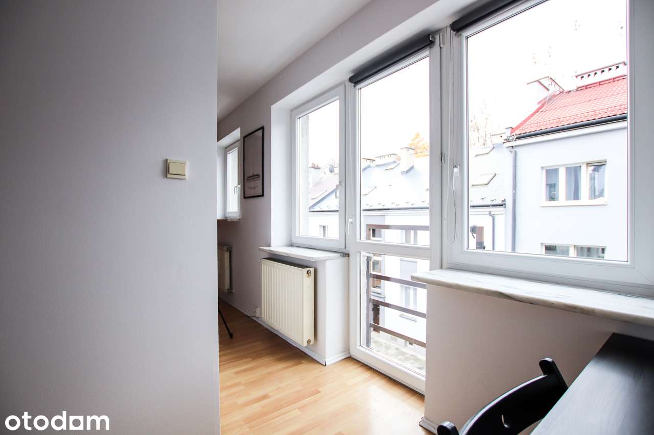 35m2 studio z aneksem sypialnianym / Rondo Matecznego / Podgórze