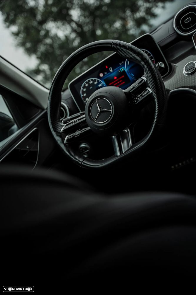 Mercedes-Benz C 300 e 9G-TRONIC AMG Line - 24