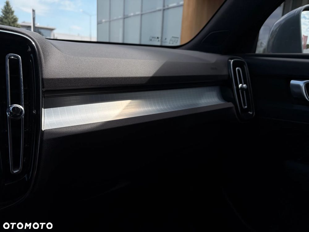 Volvo XC 40 B3 Core - 17
