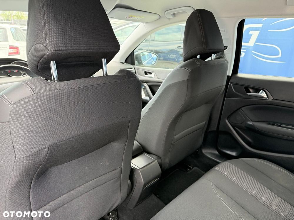 Peugeot 308 BlueHDi 130 Stop & Start Allure - 12