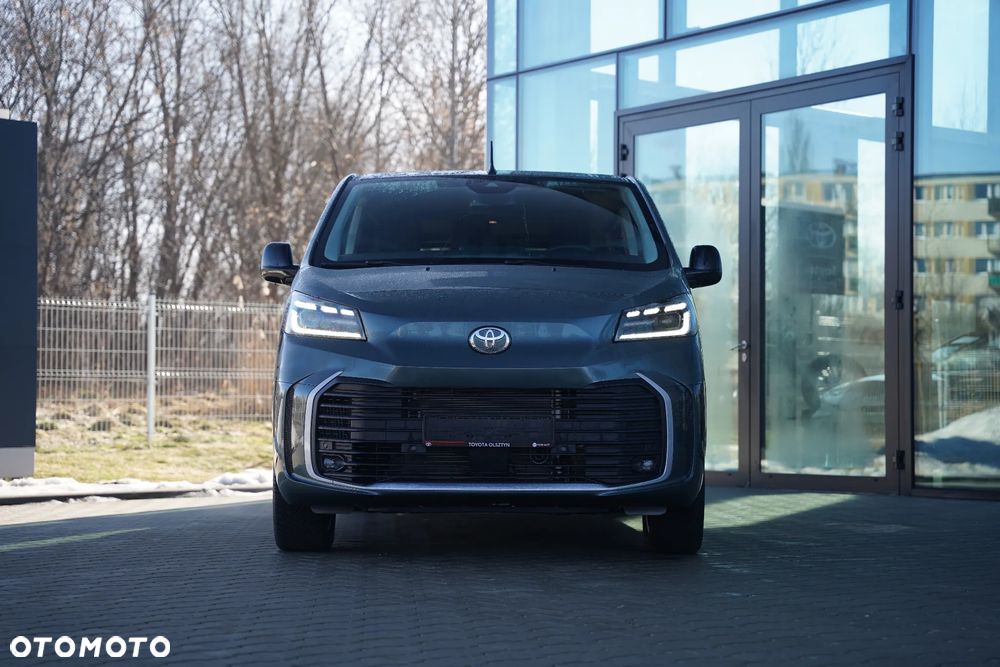 Toyota Proace Verso 2.2 D4-D Long Business - 2