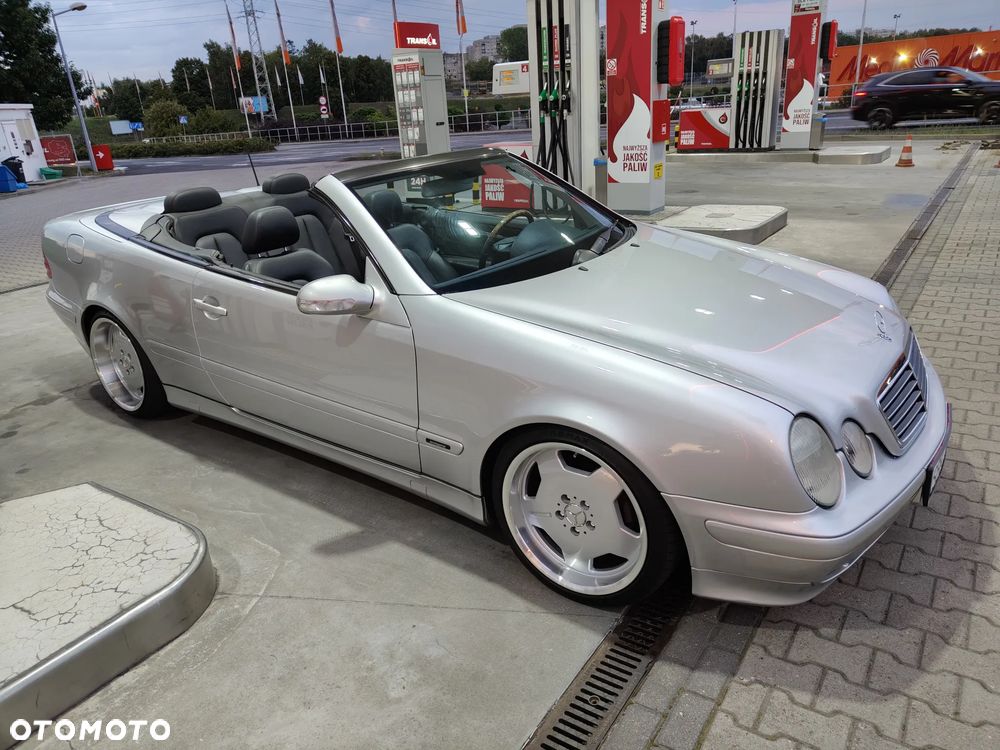 Mercedes-Benz CLK - 6