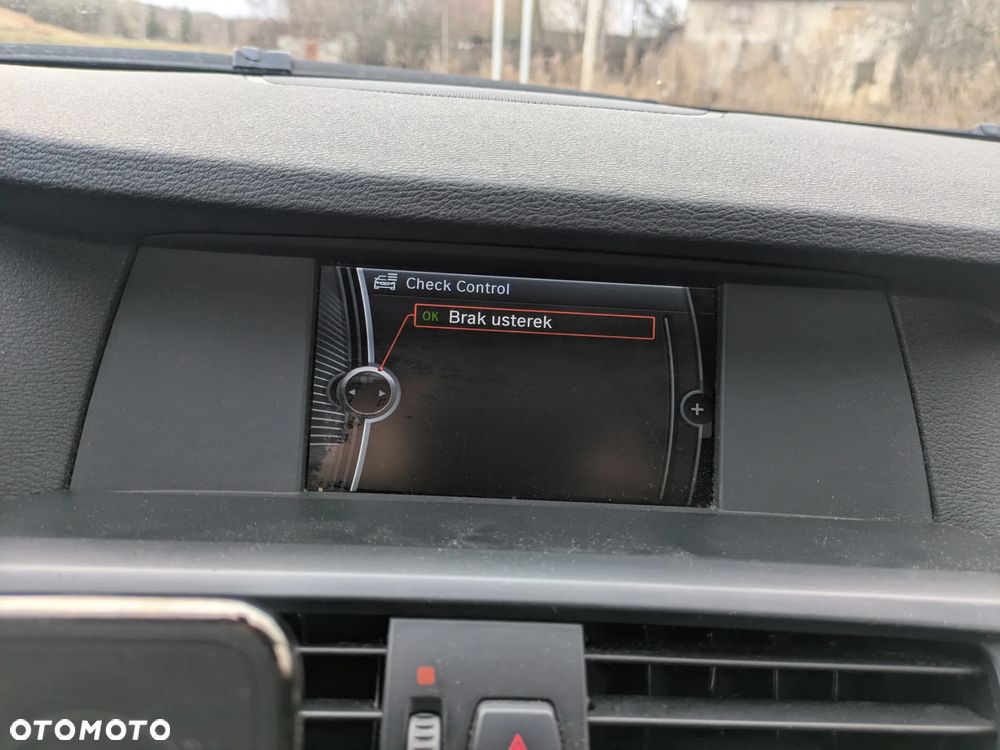 BMW X3 xDrive20d - 16