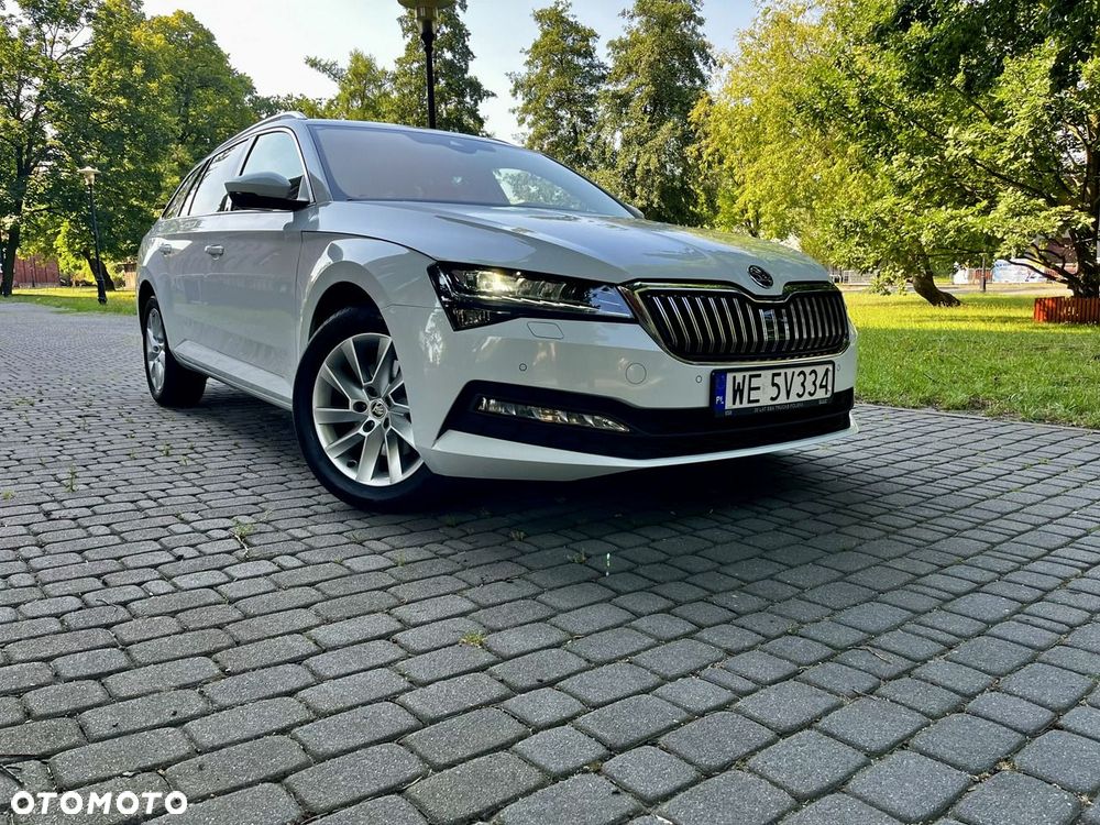 Skoda Superb 2.0 TDI SCR Ambition DSG - 2