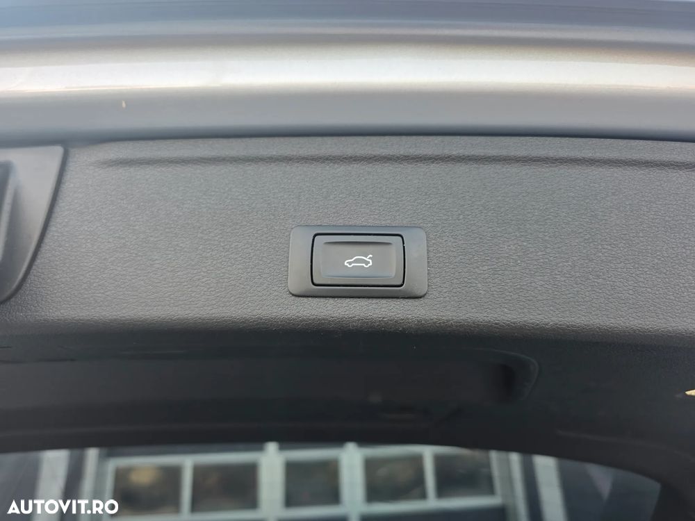 Audi A4 Avant 2.0 TDI ultra S tronic - 16