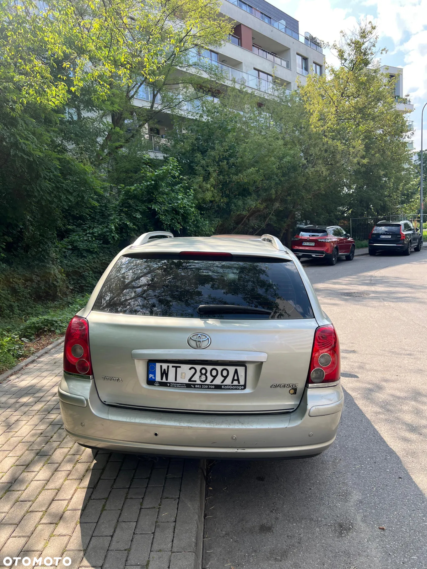 Toyota Avensis 2.0 VVT-i Combi Automatik Sol - 3