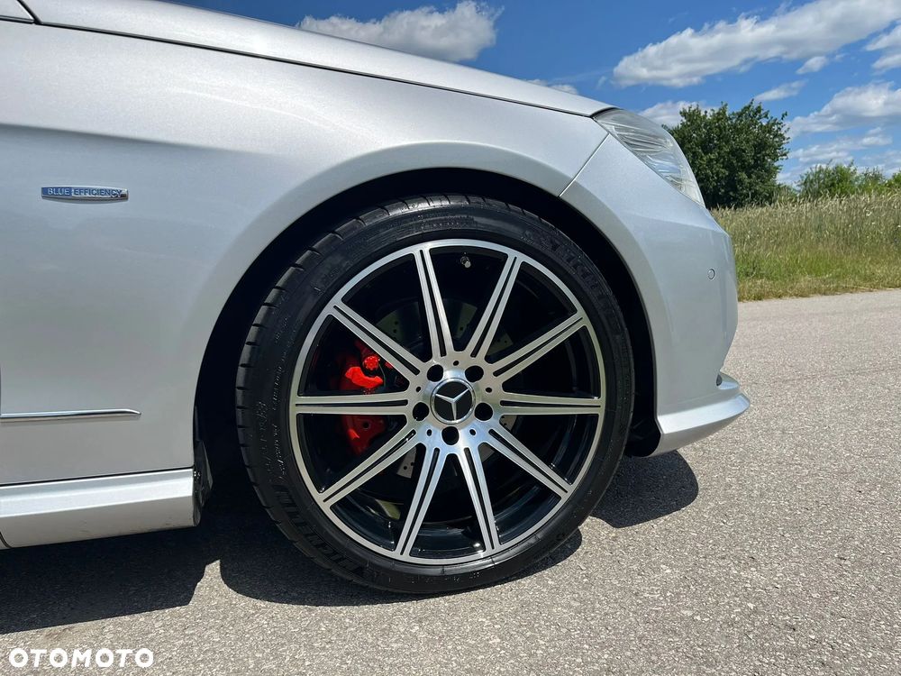 Mercedes-Benz Klasa E 350 CDI 4-Matic BlueEff Avantgarde - 5
