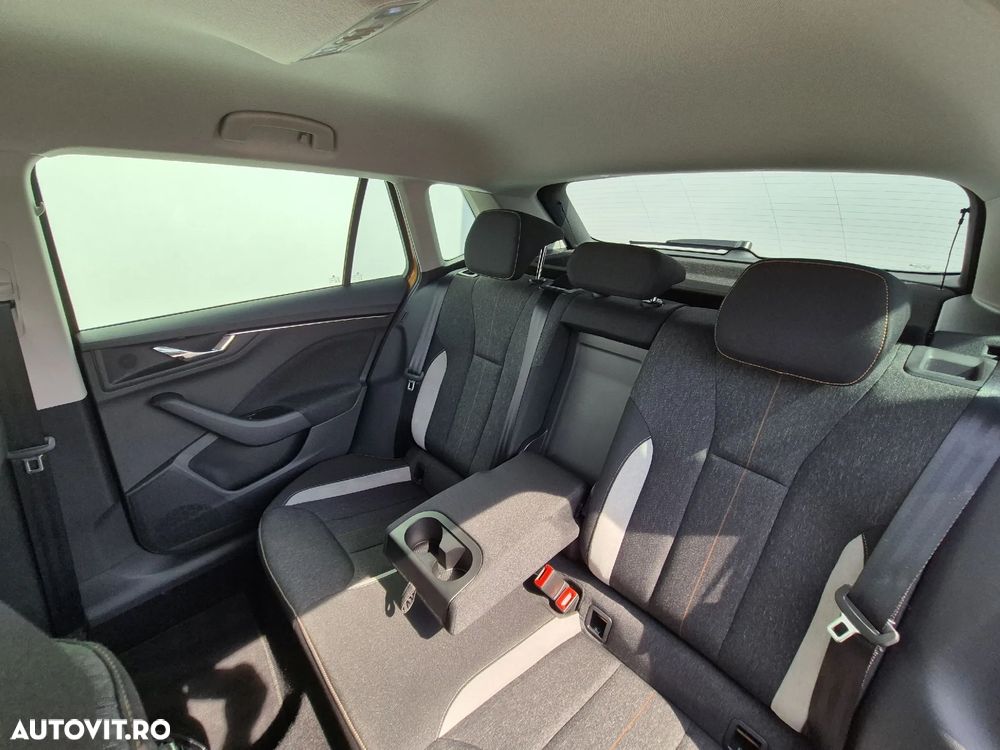 Skoda Kamiq 1.5 TSI DSG Selection - 11