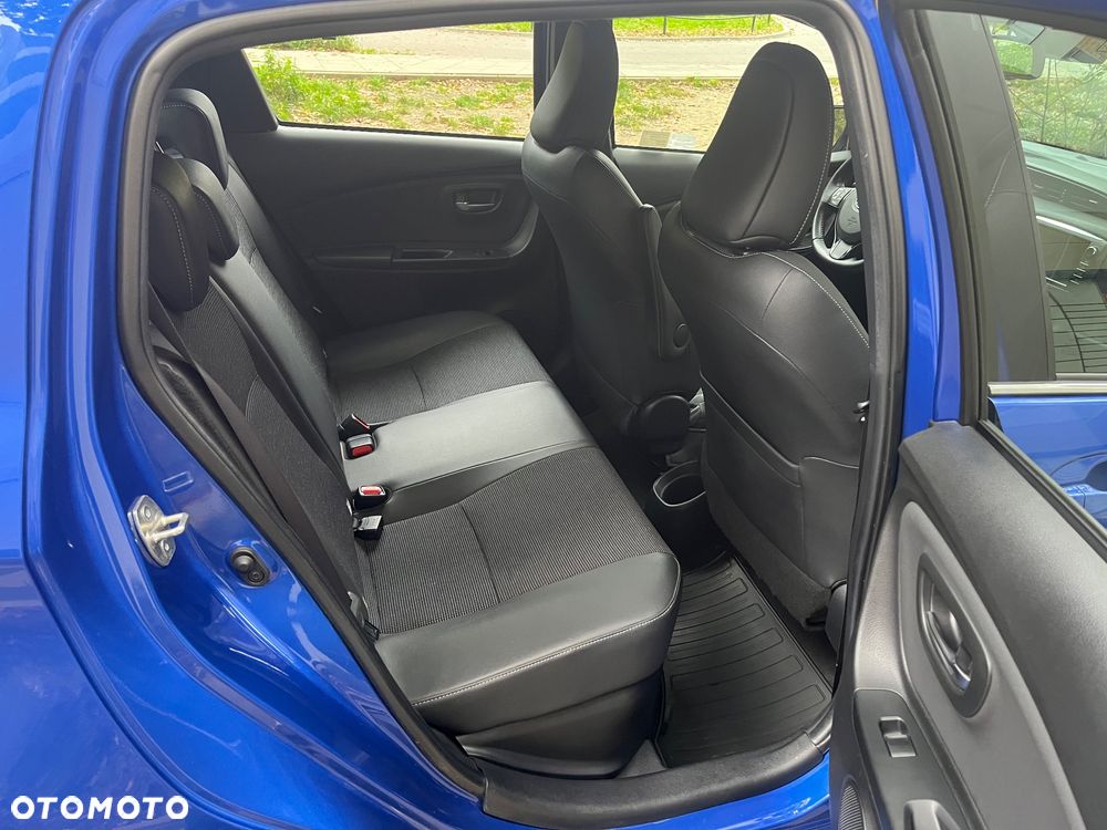 Toyota Yaris Hybrid 100 Premium EU6 - 9