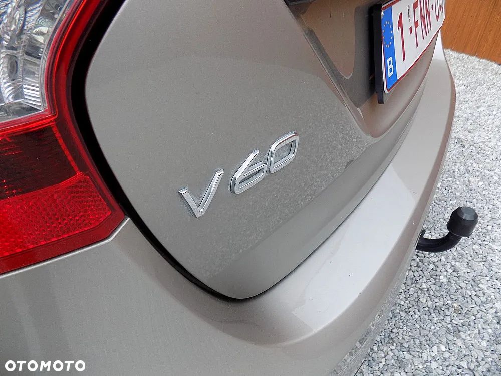 Volvo V60 D2 Kinetic - 27