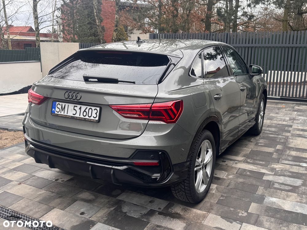 Audi Q3 Sportback 45 TFSIe S tronic S line - 4