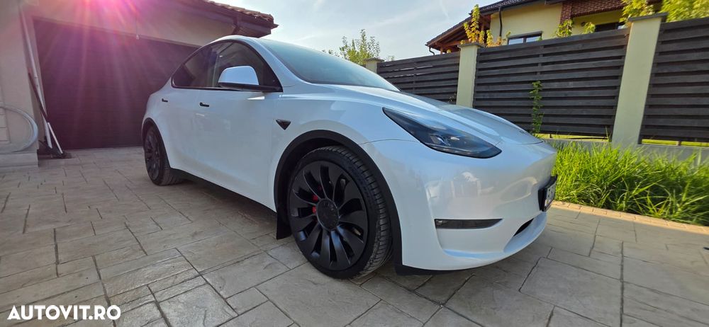 TESLA Model Y 2023 — imagine 5
