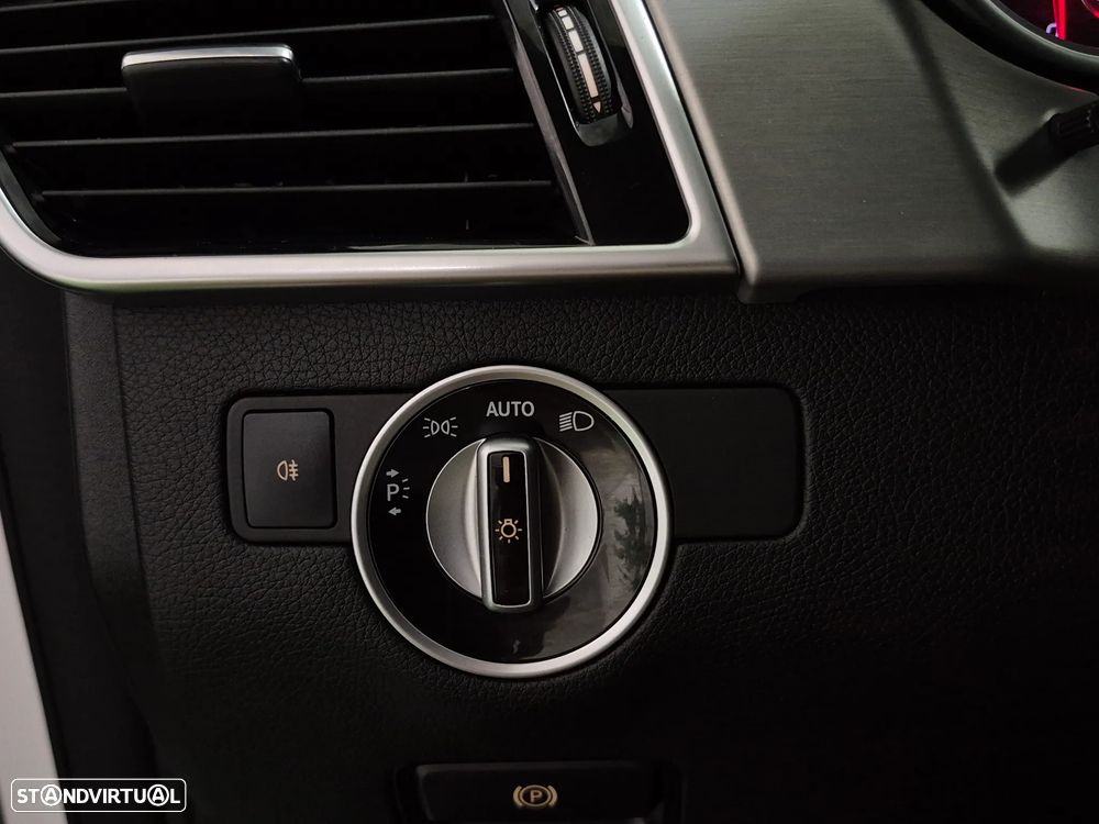 Mercedes-Benz GLE 350 d 4Matic 9G-TRONIC AMG Line - 34