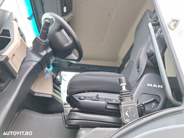 MAN TGS 41.420 8X4 BB - 6