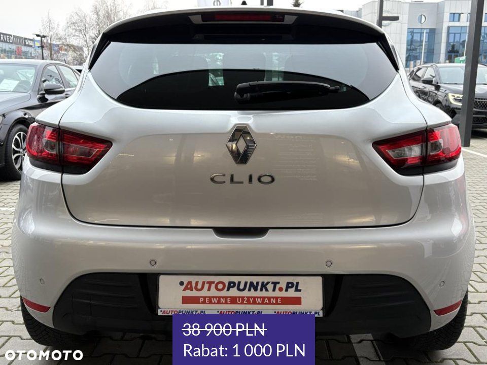 Renault Clio - 9