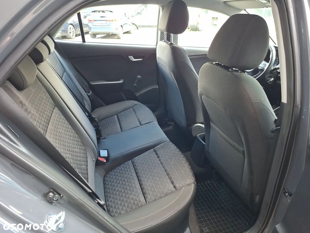 Kia Rio 1.2 M - 34