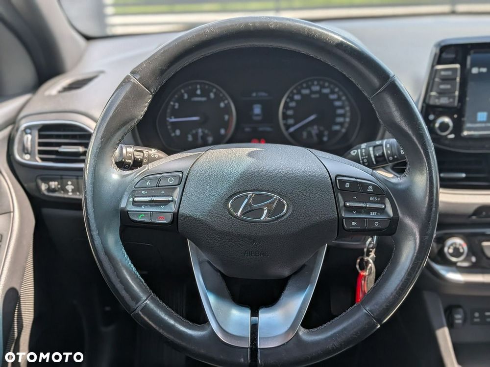 Hyundai i30 - 19