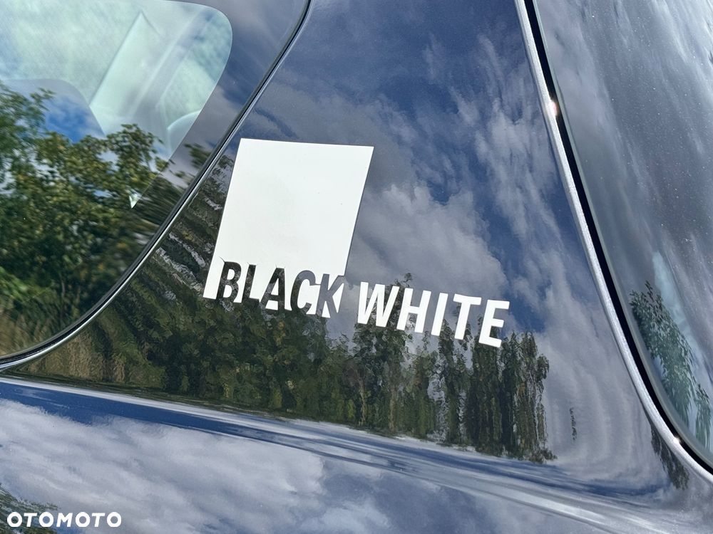 Suzuki Swift 1.2 BlackWhite - 23