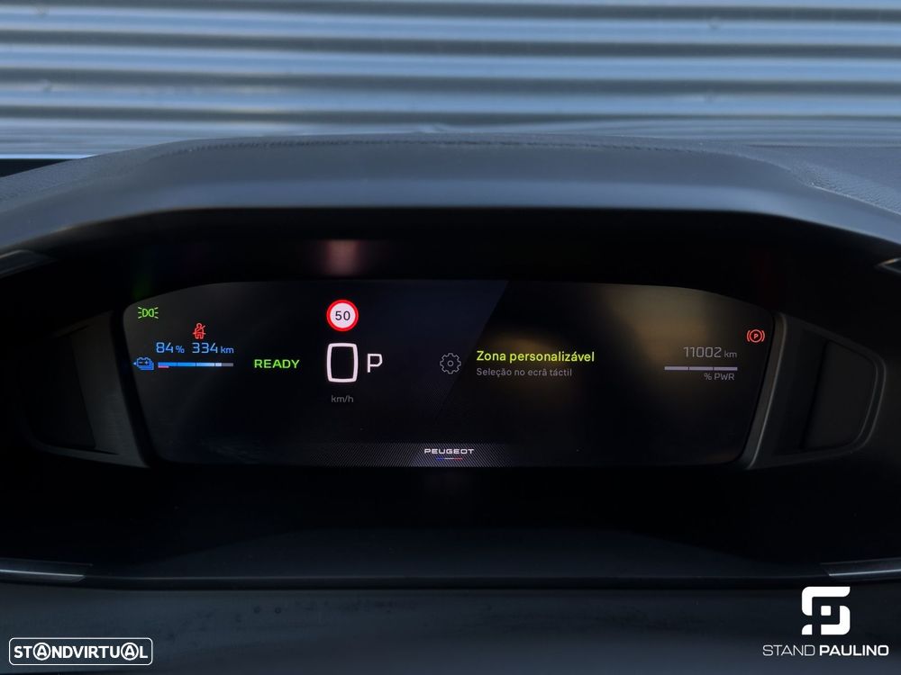 Peugeot e-2008 54 kWh Allure - 30