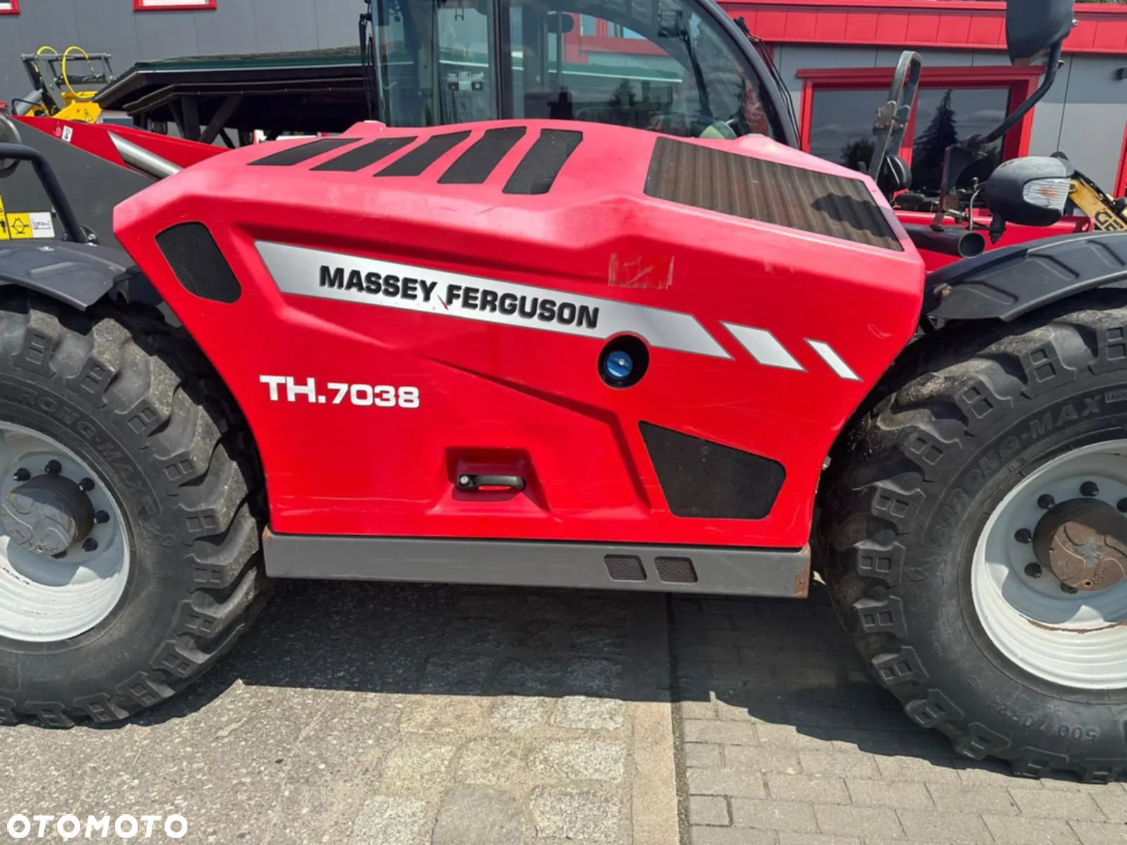 Massey Ferguson TH.7038 - 8