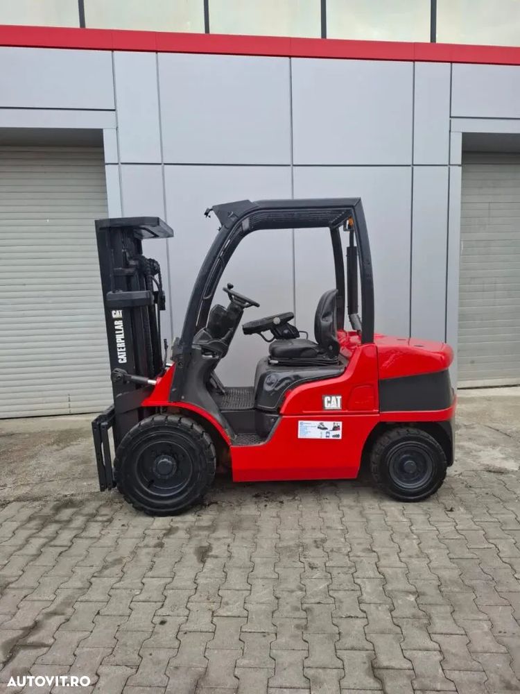 Caterpillar DP30N, CATARG TRIPLEX - 3