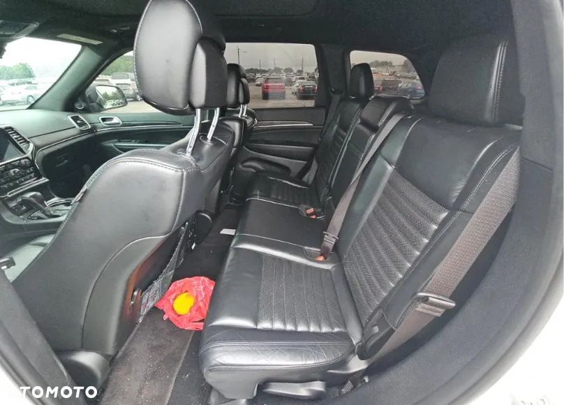 Jeep Grand Cherokee - 9