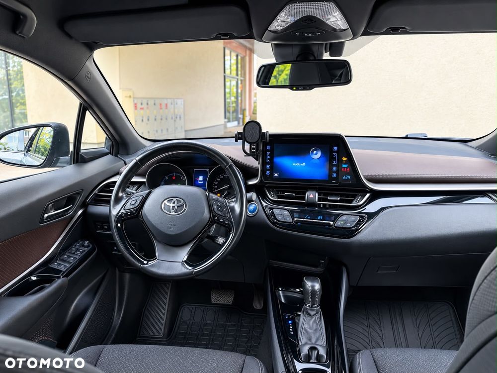 Toyota C-HR - 8