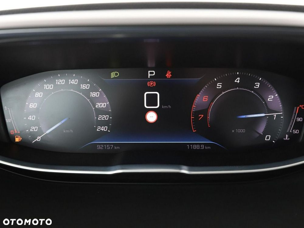 Peugeot 5008 1.2 PureTech Active Pack S&S EAT8 - 23
