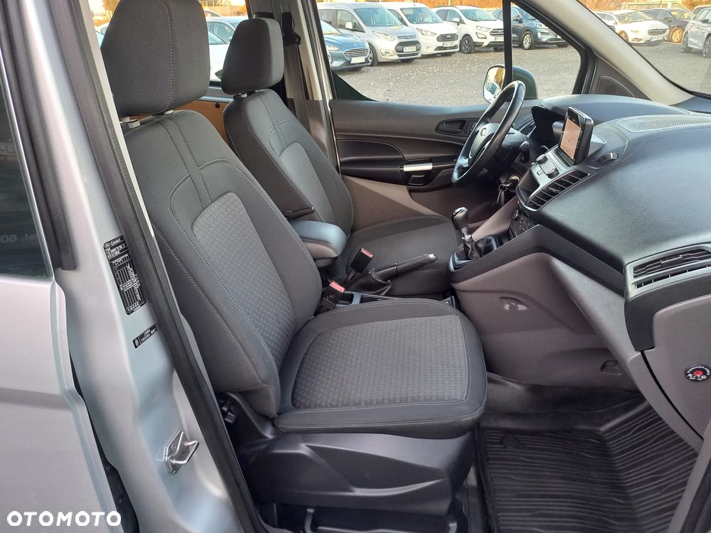 Ford Transit Connect - 21