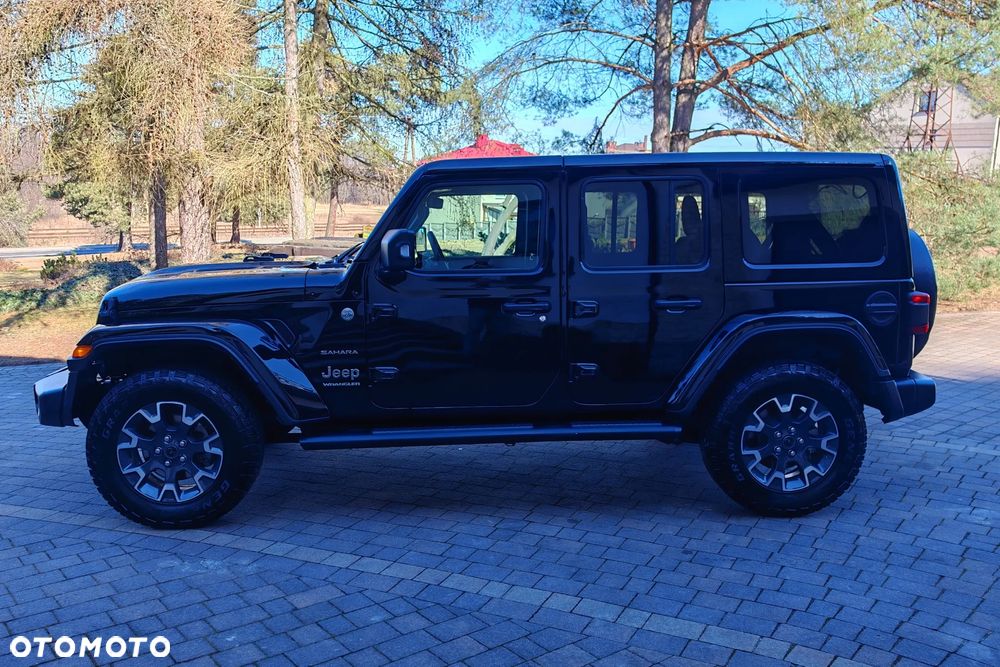 Jeep Wrangler Unlimited GME 2.0 Turbo Sahara - 2