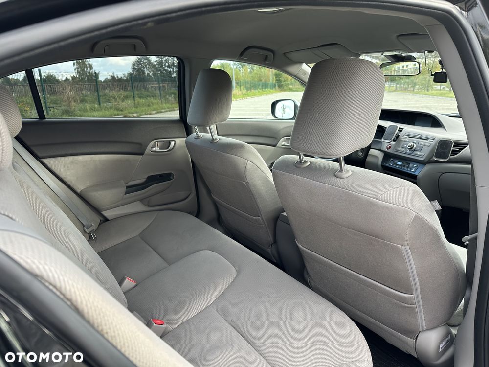 Honda Civic 1.8 Comfort - 31