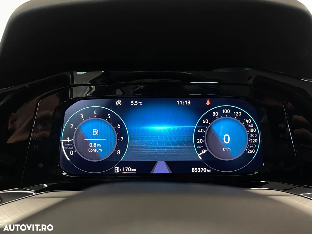 Volkswagen Golf - 23