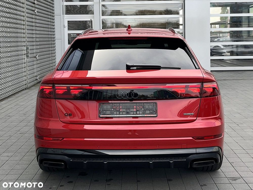 Audi Q8 - 10