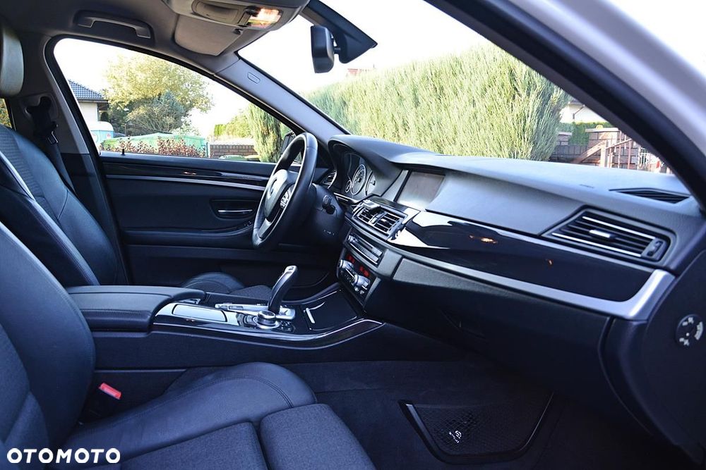 BMW Seria 5 - 26