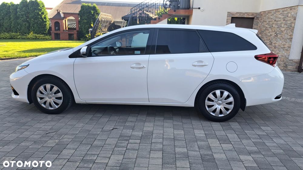 Toyota Auris 1.33 VVT-i Active - 3