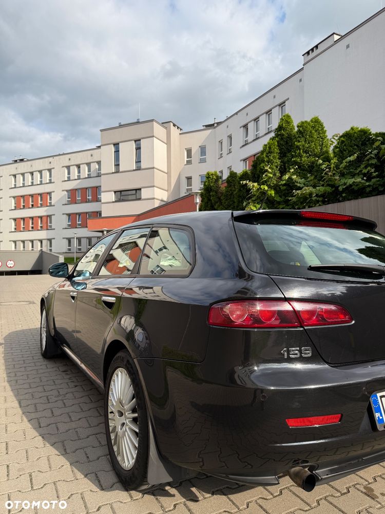 Alfa Romeo 159 1.9 JTDM 16V DPF Distinctive - 8