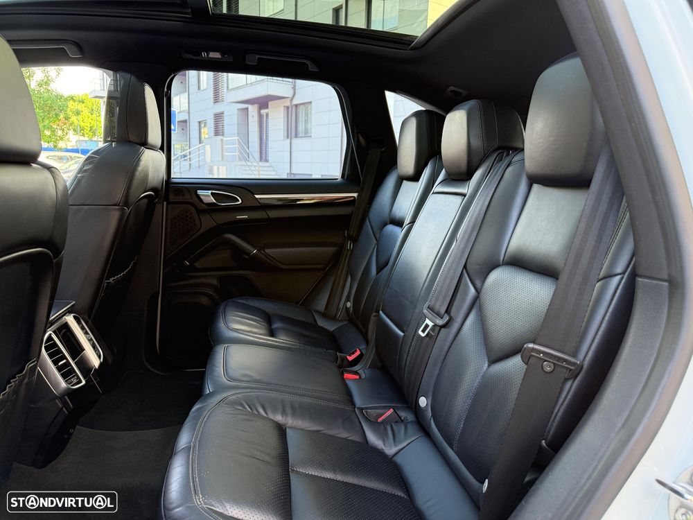 Porsche Cayenne S Tiptronic S - 23