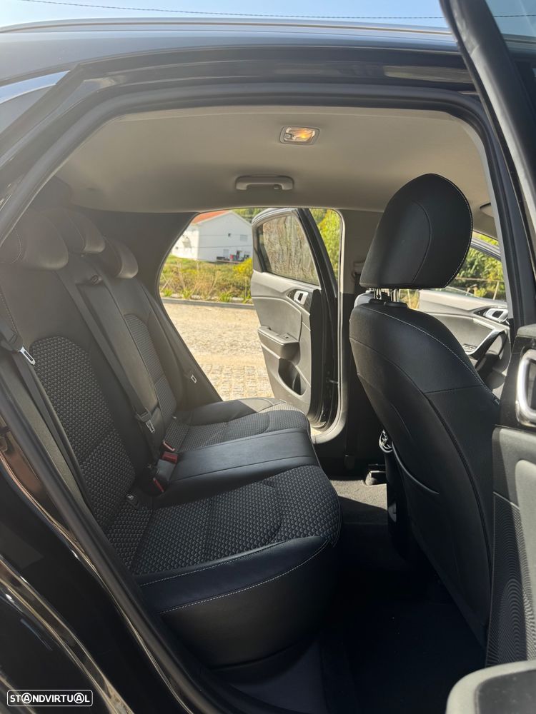 Kia XCeed 1.0 T-GDI Tech - 9
