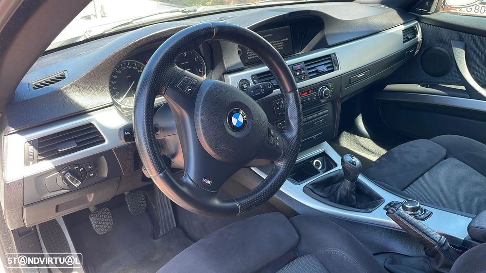 BMW 320 - 13