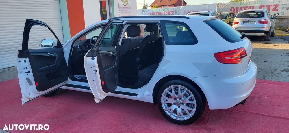 Audi A3 1.9 TDI ack Ambiente - 30