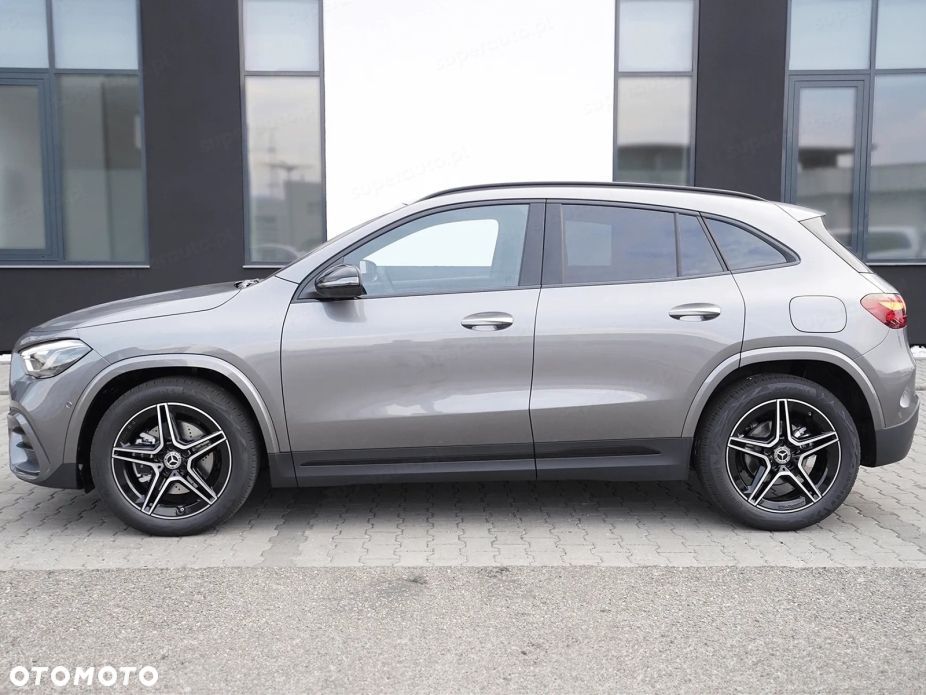 Mercedes-Benz GLA 220 mHEV 4-Matic AMG Line 8G-DCT - 5