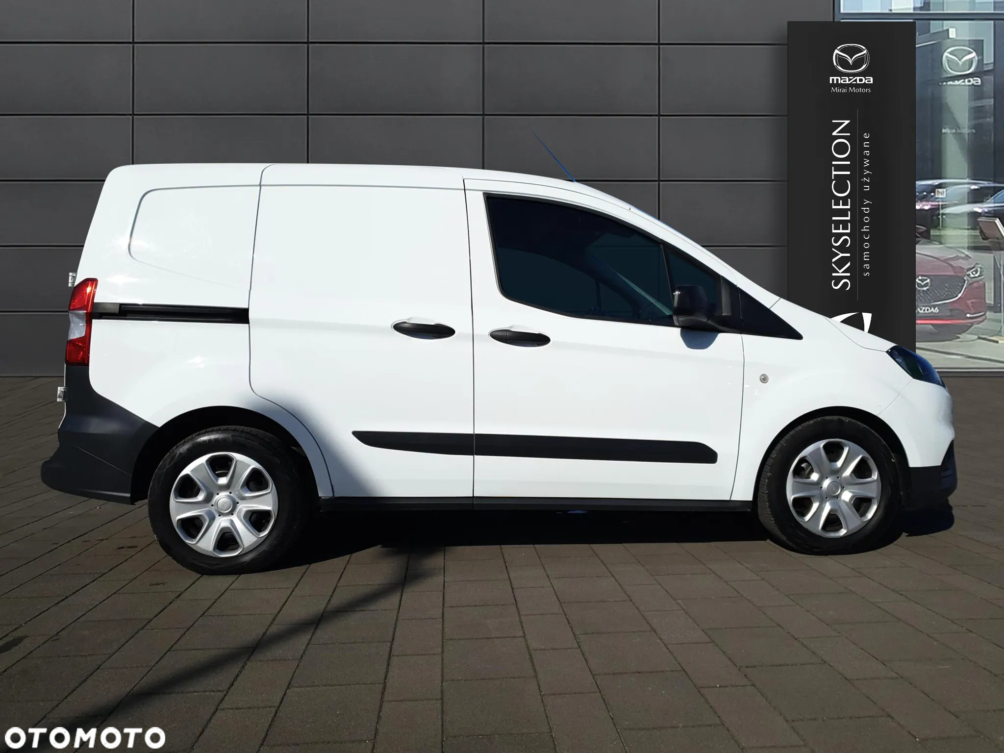 Ford transit-courier - 4