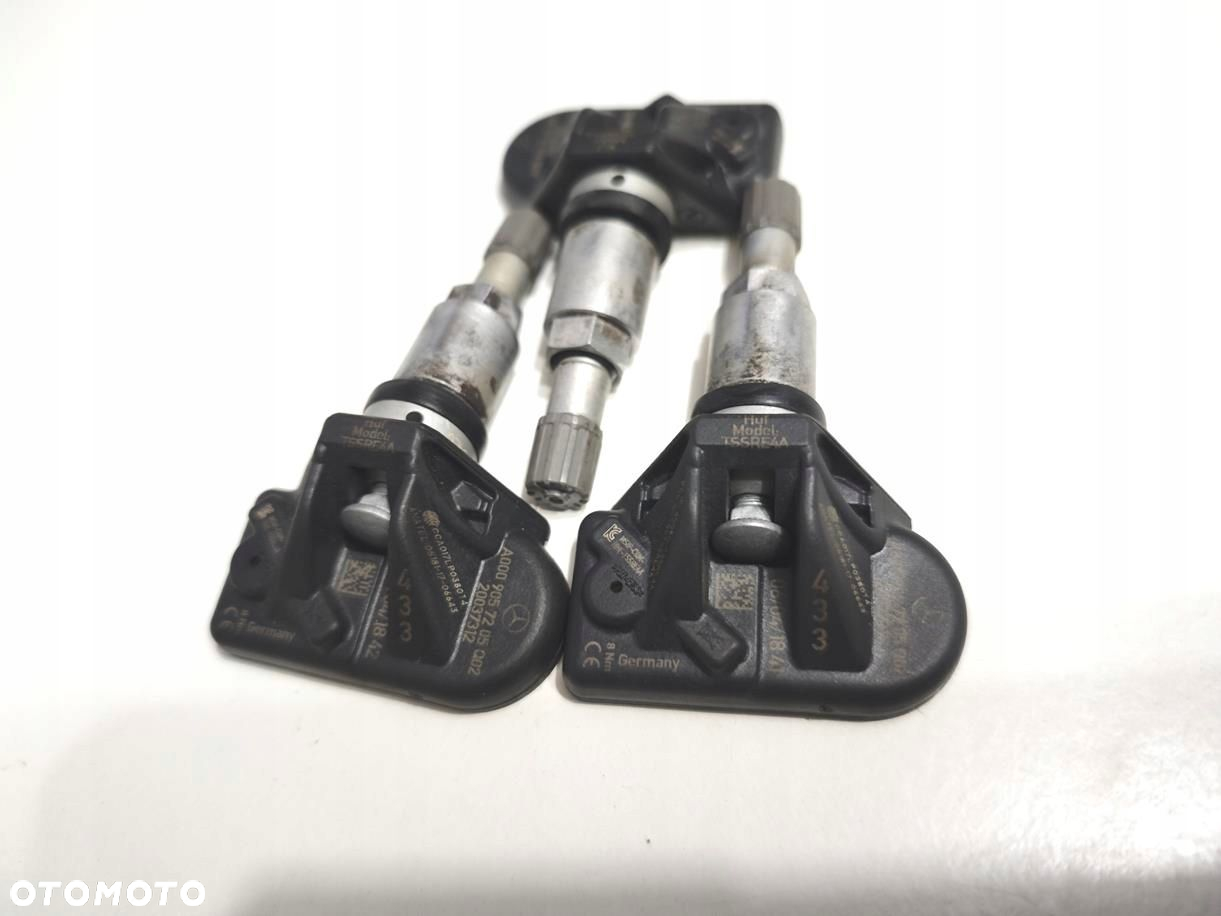 Czujnik ciśnienia kół TPMS Mercedes A0009057205 - 2
