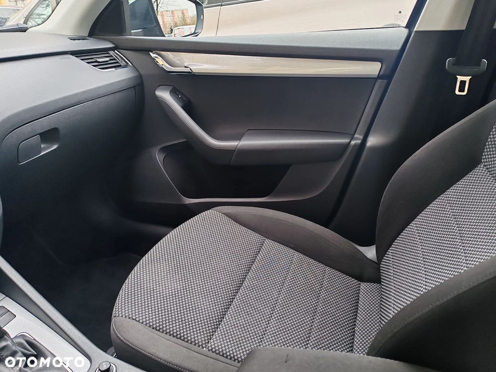 Skoda Octavia 2.0 TDI Ambition DSG EU6 - 11