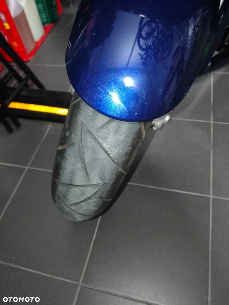 Honda VFR - 14