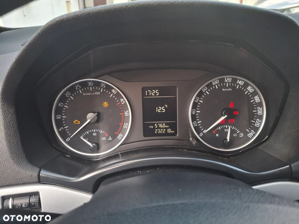 Skoda Octavia 1.6 TDI Ambition - 8